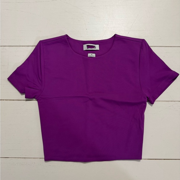 Babaton Crop Top - Picture 1 of 3
